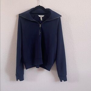 SPANX AirEssentials
Half Zip Navy Blue Sweatshirt
